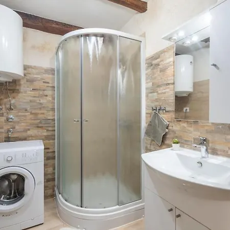 Apartman Vrh *