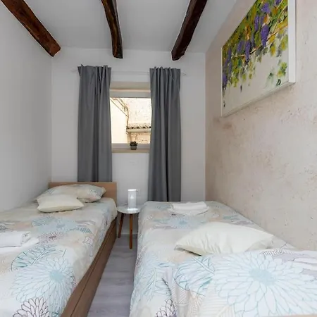 Apartman Vrh Apartamento
